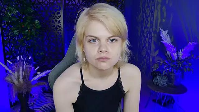 EllieMurler on StripChat 