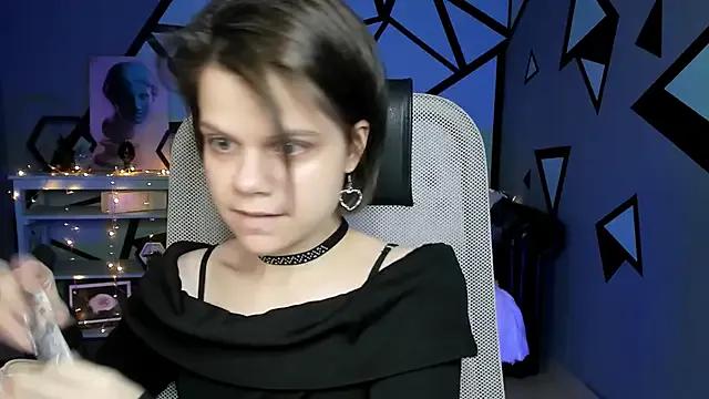 EllieMurler on StripChat 