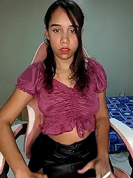 emma-19- on StripChat