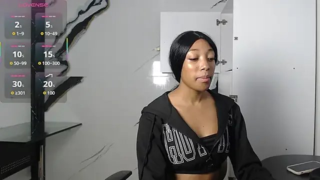 esmeralda-bk on StripChat 