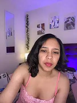 Esmeraldagh_ on StripChat 