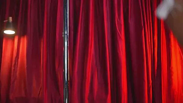 Evelyn_Evyyy's avatar