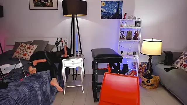 Fetishmodel_Alicia — worship my body!