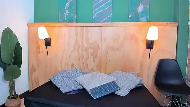 halleylorens on StripChat 