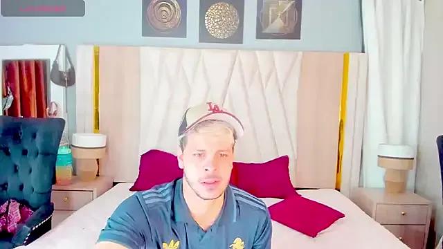 hottstuffx69 on StripChat 