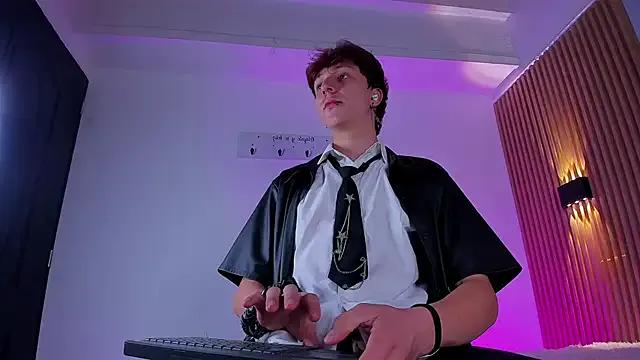 IM_DAREN on StripChat