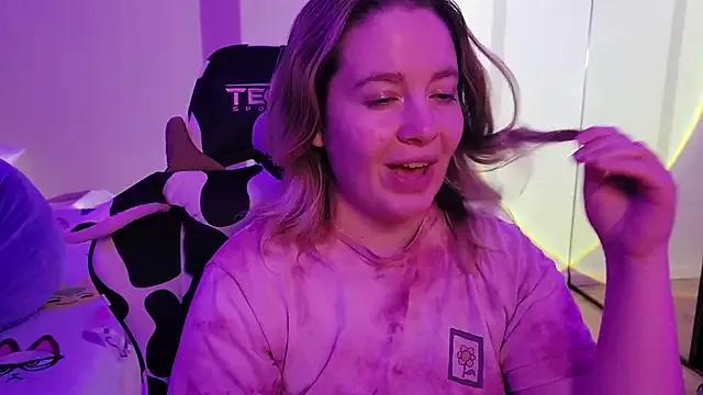 InternetFairy_XO on StripChat