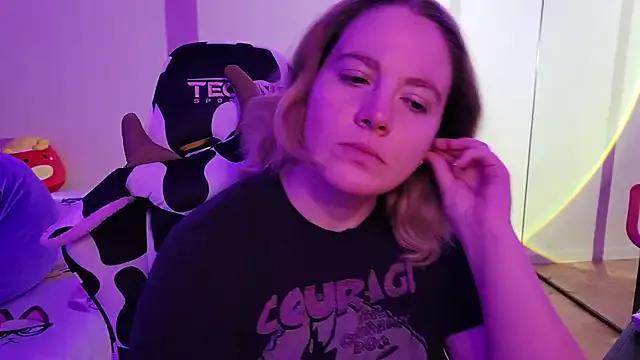 InternetFairy_XO on StripChat