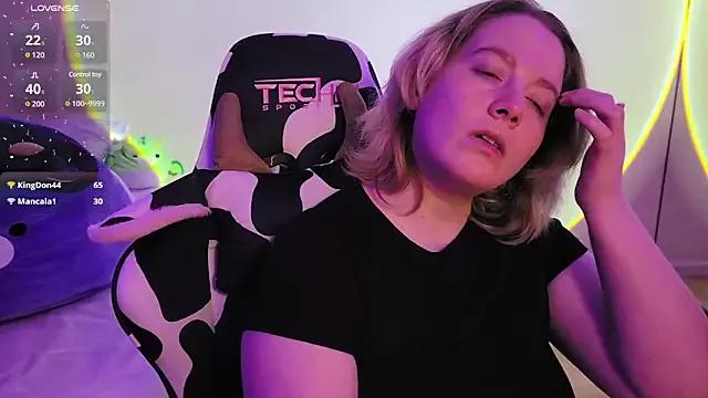 InternetFairy_XO on StripChat