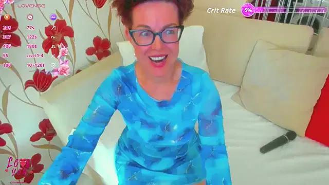 JennAlison on StripChat 