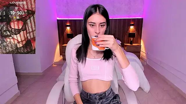 karlaa_james's avatar