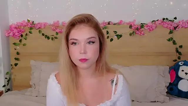 Lilith_Bonheur on StripChat 