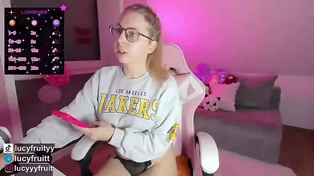 Livewithlucy — last tipper gets 2 videos 