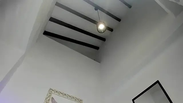 Lola_Blondie on StripChat 