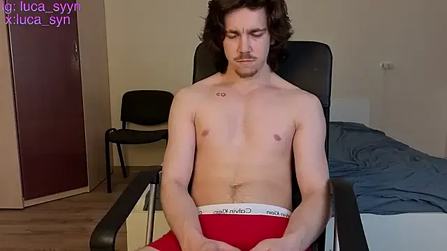 luca_syn