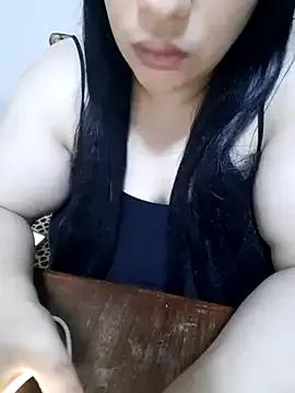 Madam-bezoul- on StripChat 