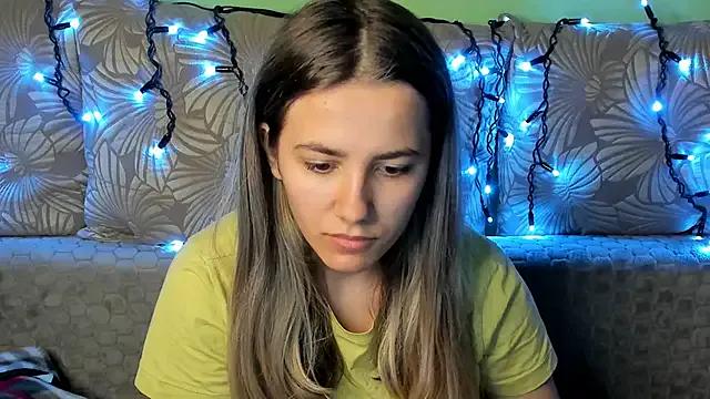 MaggieCake on StripChat 