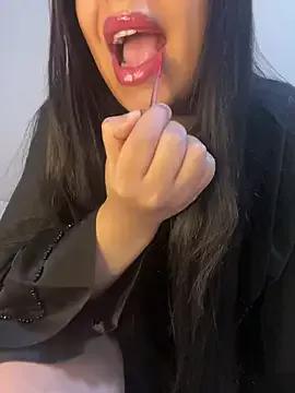 Mayacrayzi on StripChat 