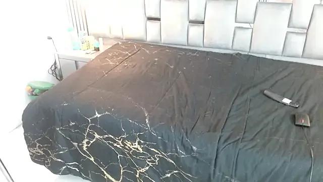 Memi_xxx on StripChat 