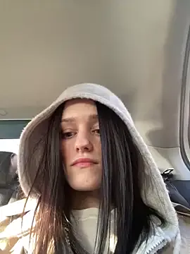 Mia_Mia_M