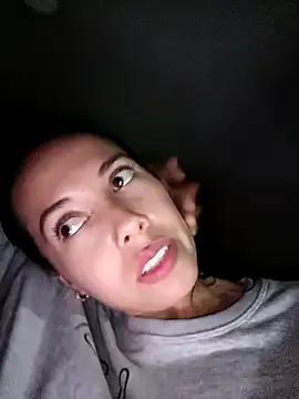 MiaForever1 on StripChat