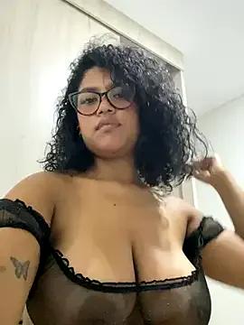 miiabrown18 on StripChat 