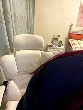 mimi9420 on StripChat 