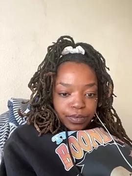 minimama69 on StripChat 