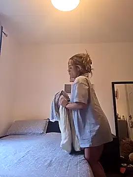 Miss_J888 on StripChat 