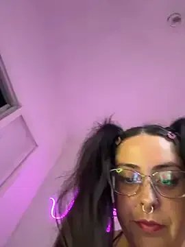 Mizztikaa on StripChat 