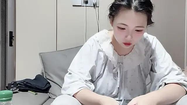 MM_YY_SS on StripChat 