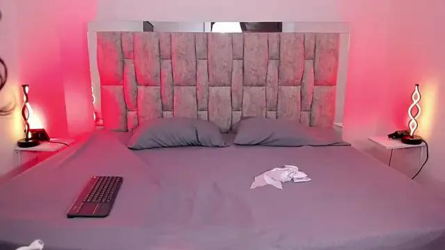 Molly_sweetlove on StripChat 