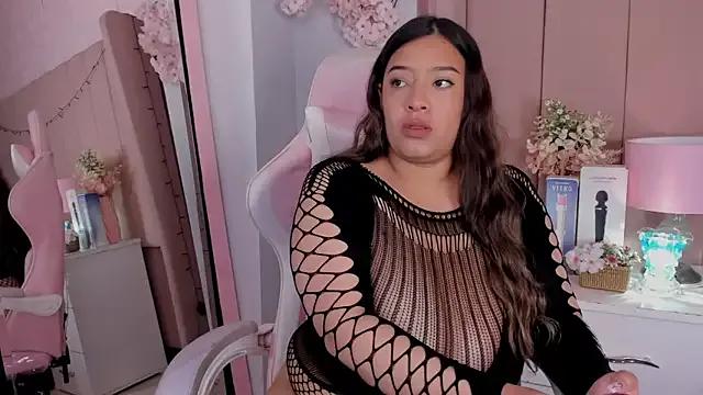 MollyBigBoobs12 on StripChat 