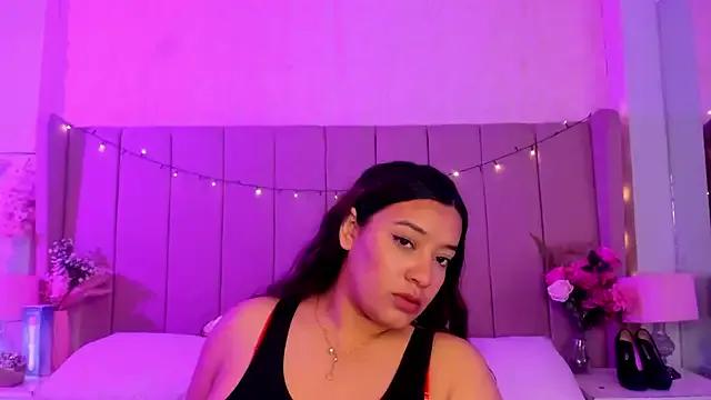 MollyBigBoobs12 on StripChat 