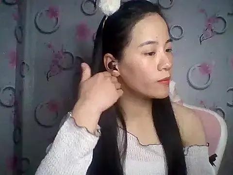 Nana-68 on StripChat 