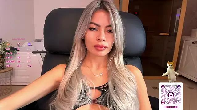 Natalimuur on StripChat 