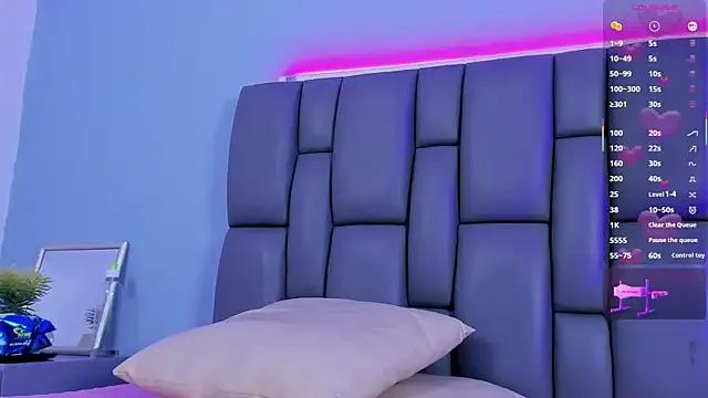 Niicolle_Evanss on StripChat 