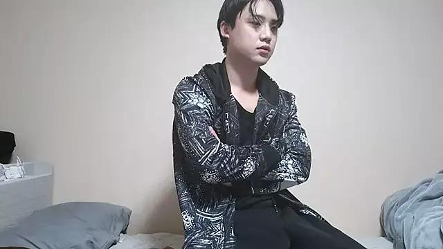 nunnun00 on StripChat 