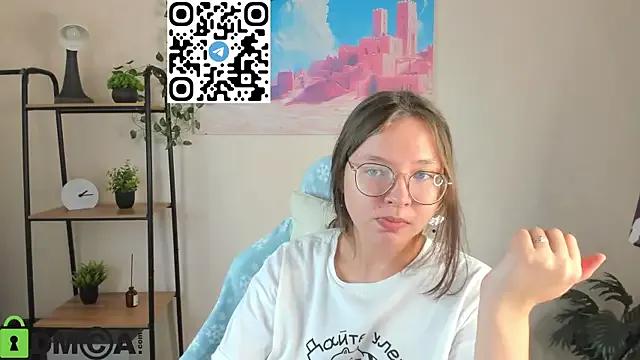 Nuura_Moore on StripChat 