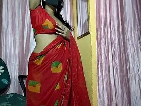 poojaxxx65 on StripChat 