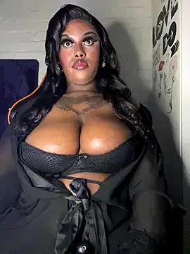 QUEEN_NOBUHLE_777 on StripChat 