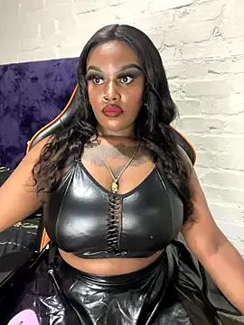 QUEEN_NOBUHLE_777 on StripChat 