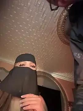 Queentaraf999 on StripChat 