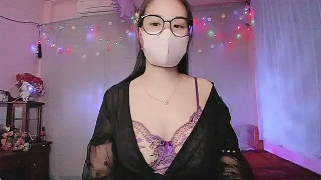 SanaAnika on StripChat 