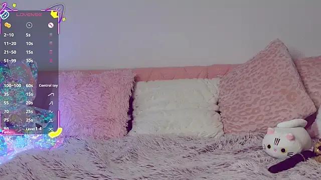 sarah_sky_official on StripChat 