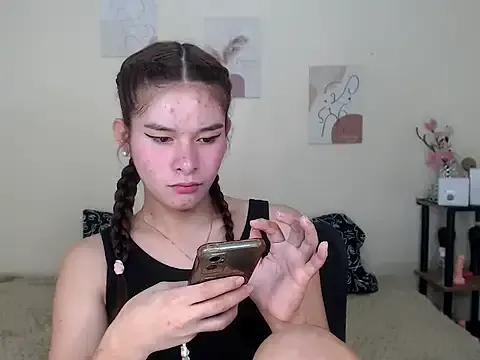 sassymimi69 on StripChat 