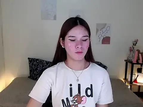 sassymimi69 on StripChat 