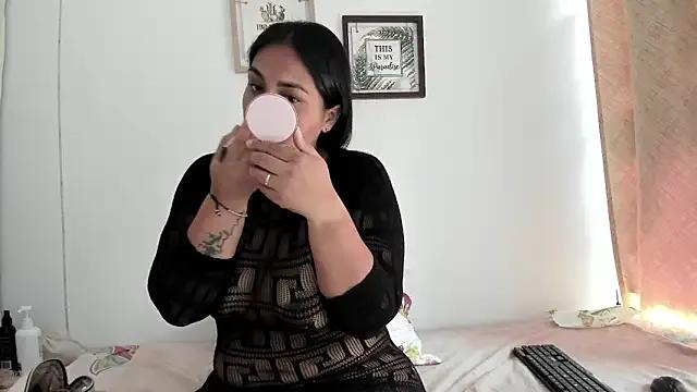 selena_jhonson — Spread Ass Spanks Ass