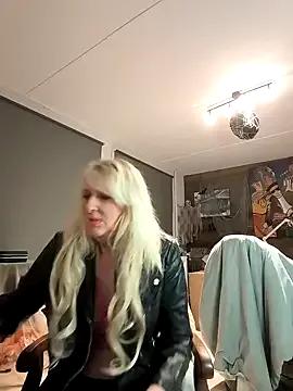 SexyMilfTascha's avatar