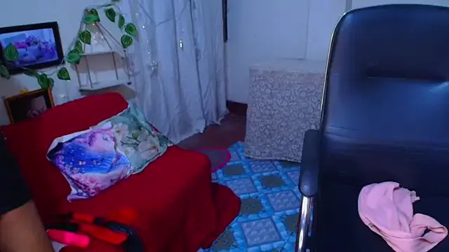 SnoowForYou on StripChat 